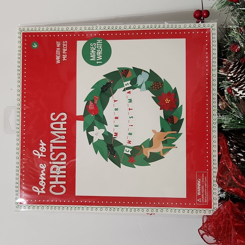American Crafts Home For Christmas 11" Wreath Craft Kit